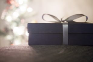 Christmas Shipping & Gift Giving